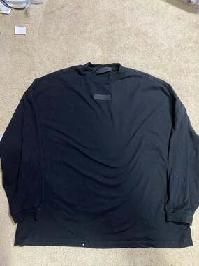 Fear of God Essentials Long Sleeve T-Shirt Black
